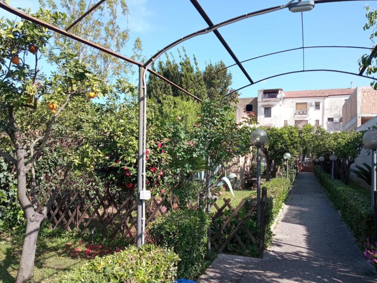 Residenza Caserta Sud - Appartamento Con Giardino Екстериор снимка